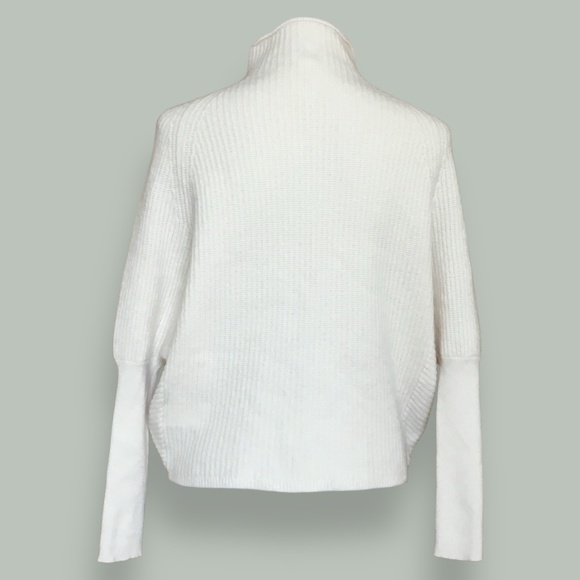 Club Monaco Emma Cashmere Sweater - Picture 5 of 16